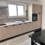 F6 Modern And Bright In Malta Lejlighed *