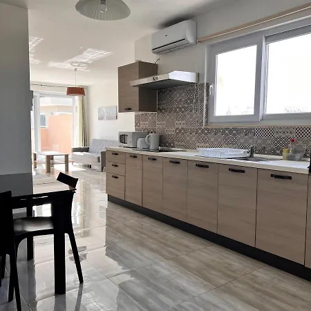 F6 Modern And Bright In Malta Msida