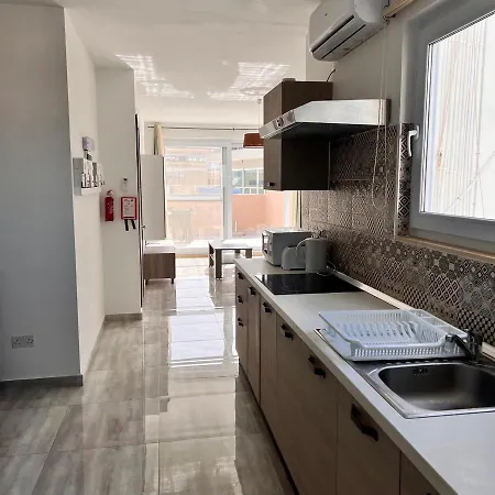 Apartment F6 Modern And Bright In Malta *