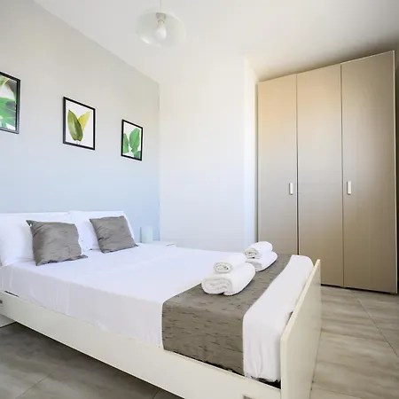 F6 Modern And Bright In Malta Apartment *