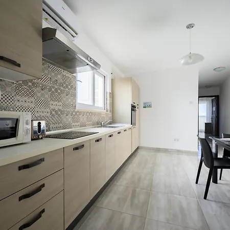 F6 Modern And Bright In Malta Msida