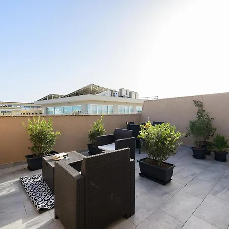 F6 Modern And Bright In Malta Apartment