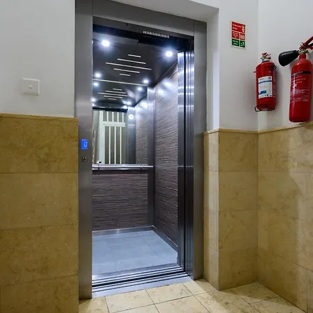 F6 Modern And Bright In Malta Apartment Msida