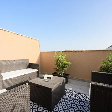 F6 Modern And Bright In Malta